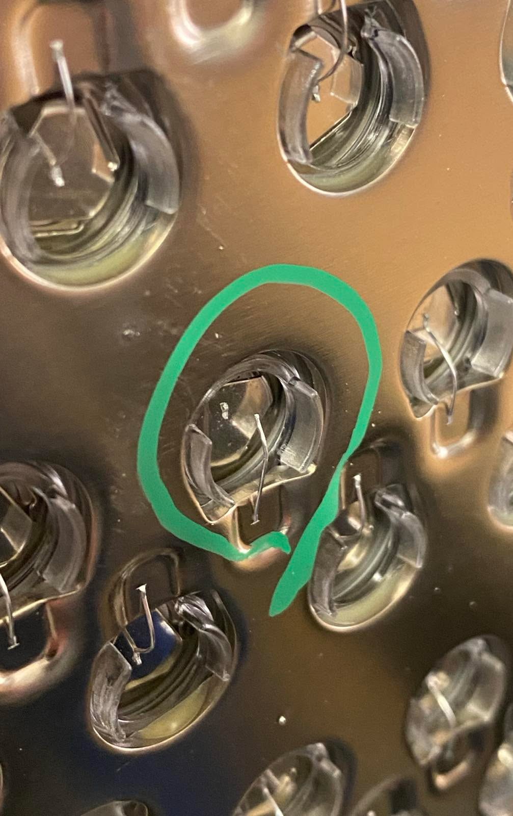 Ødelagt wire bond kan føre til celleubalanse og BMS-feil.